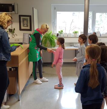 podelitev majic v PŠ Višnja Gora